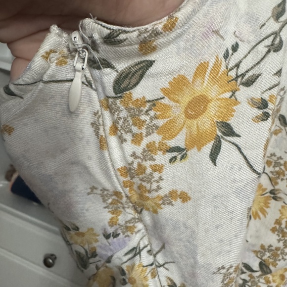 AMERICAN EAGLE Womens Dress Size XS White Floral Button Tie Waist Summer - Picture 3 of 4